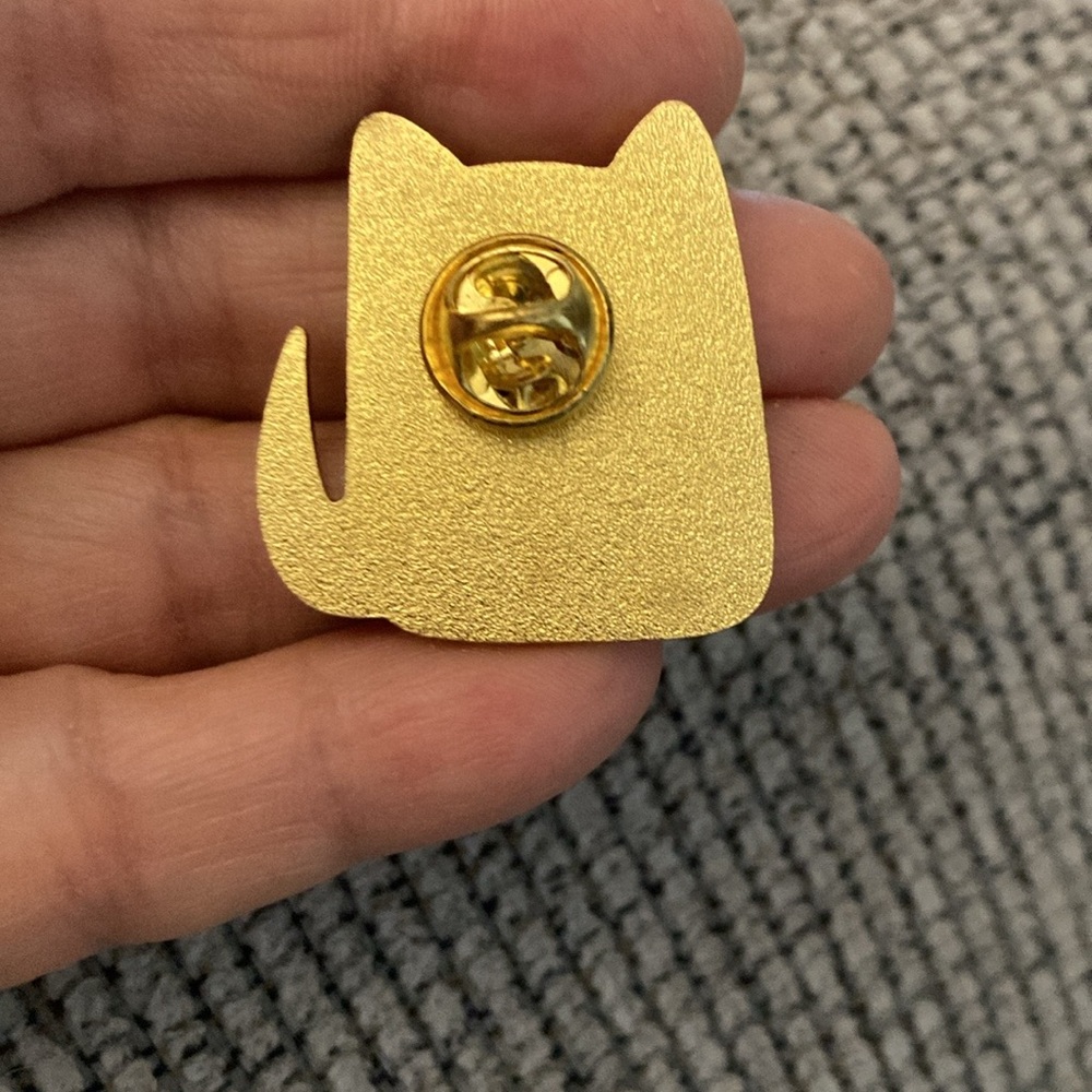 Dog Mom pin - Picture 3 of 5